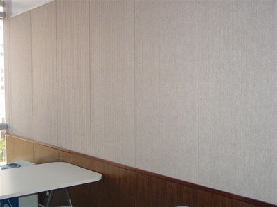 學校多功能教室的理想選擇 明永吸音板隔音材料的應用與優勢